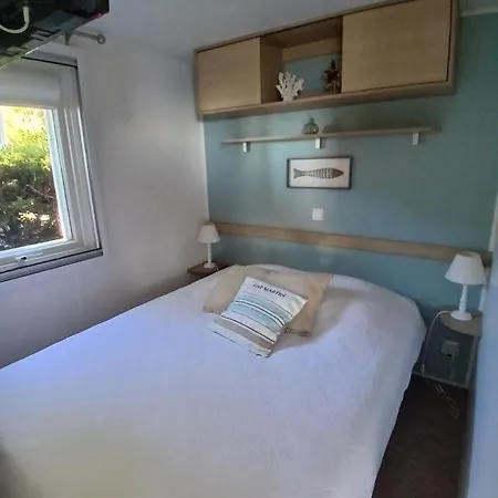 Hébergement de vacances Vacation With Exceptional Sea Views In St Raphael Saint-Raphaël